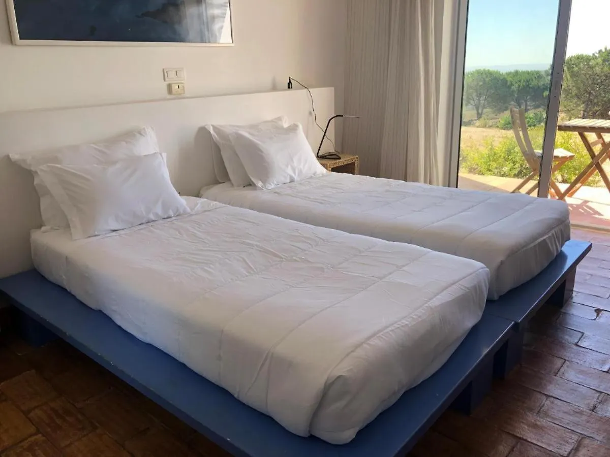 Alto Da Lua Bed & Breakfast Bordeira