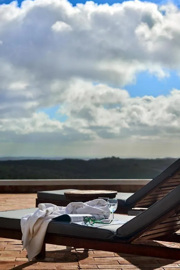 Alto Da Lua Bed & Breakfast Bordeira