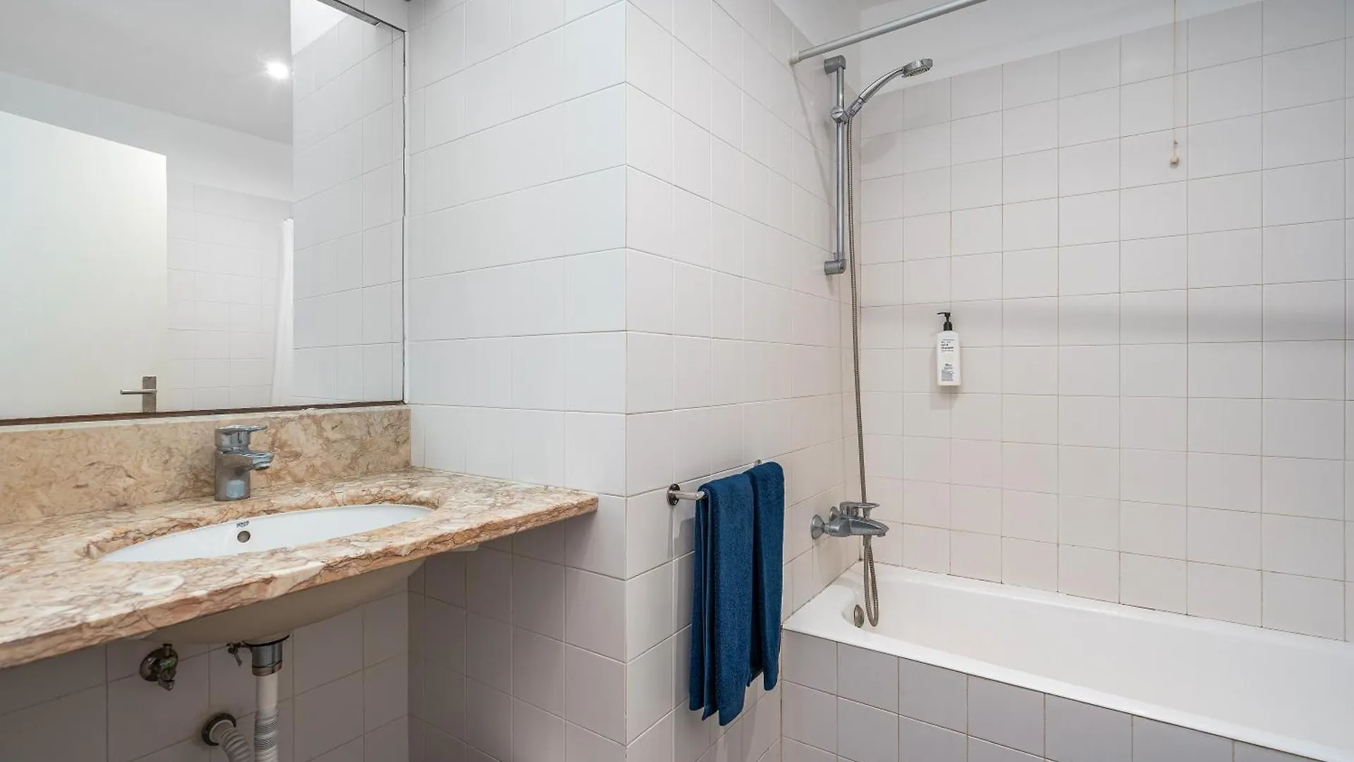 Alto Da Lua Bed & Breakfast Bordeira  Portugal