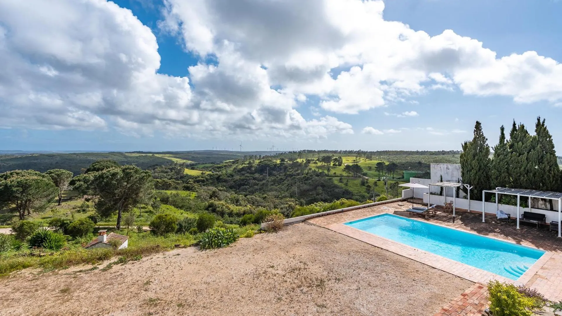 Alto Da Lua Bed & Breakfast Bordeira  Bordeira (Bordeira)