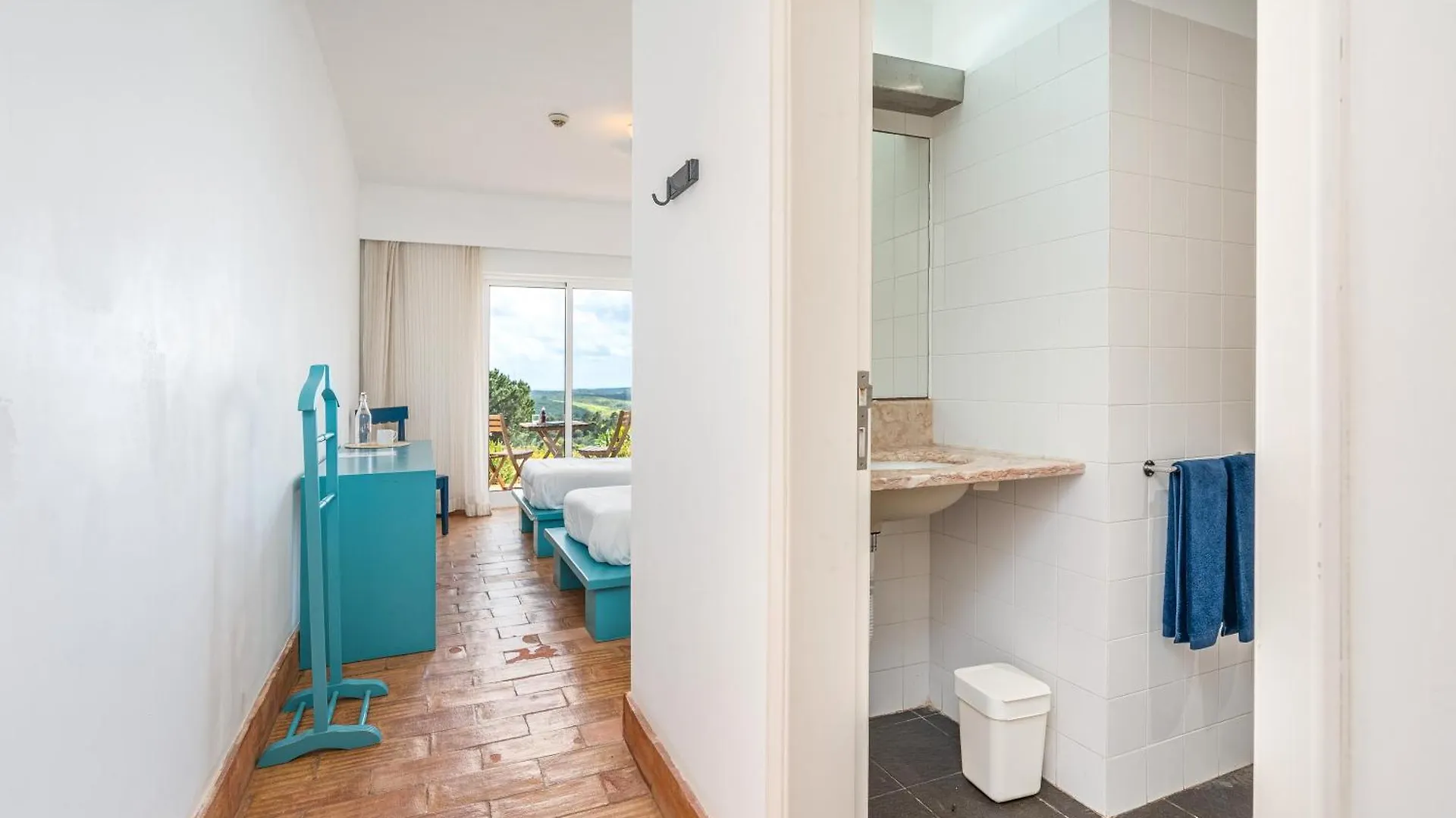 Alto Da Lua Bed & Breakfast Bordeira   Bordeira (Bordeira)