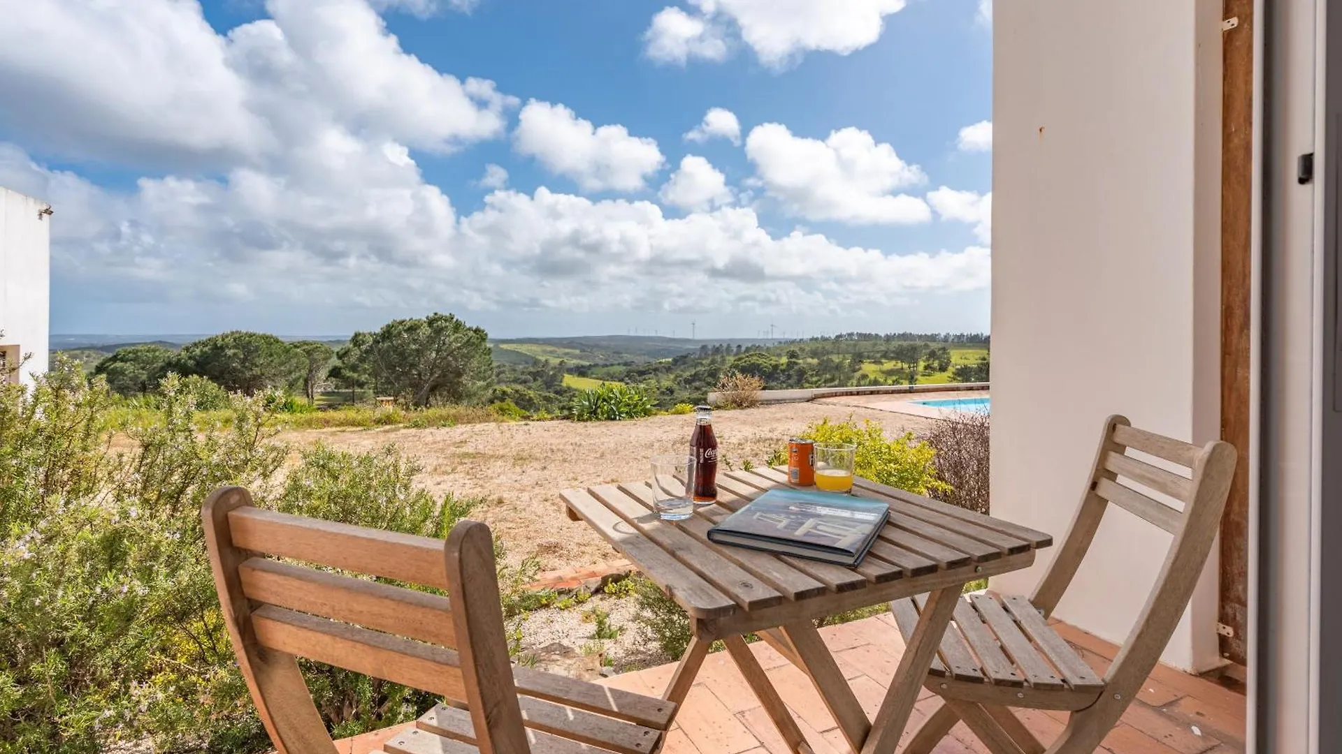 Alto Da Lua Bed & Breakfast Bordeira