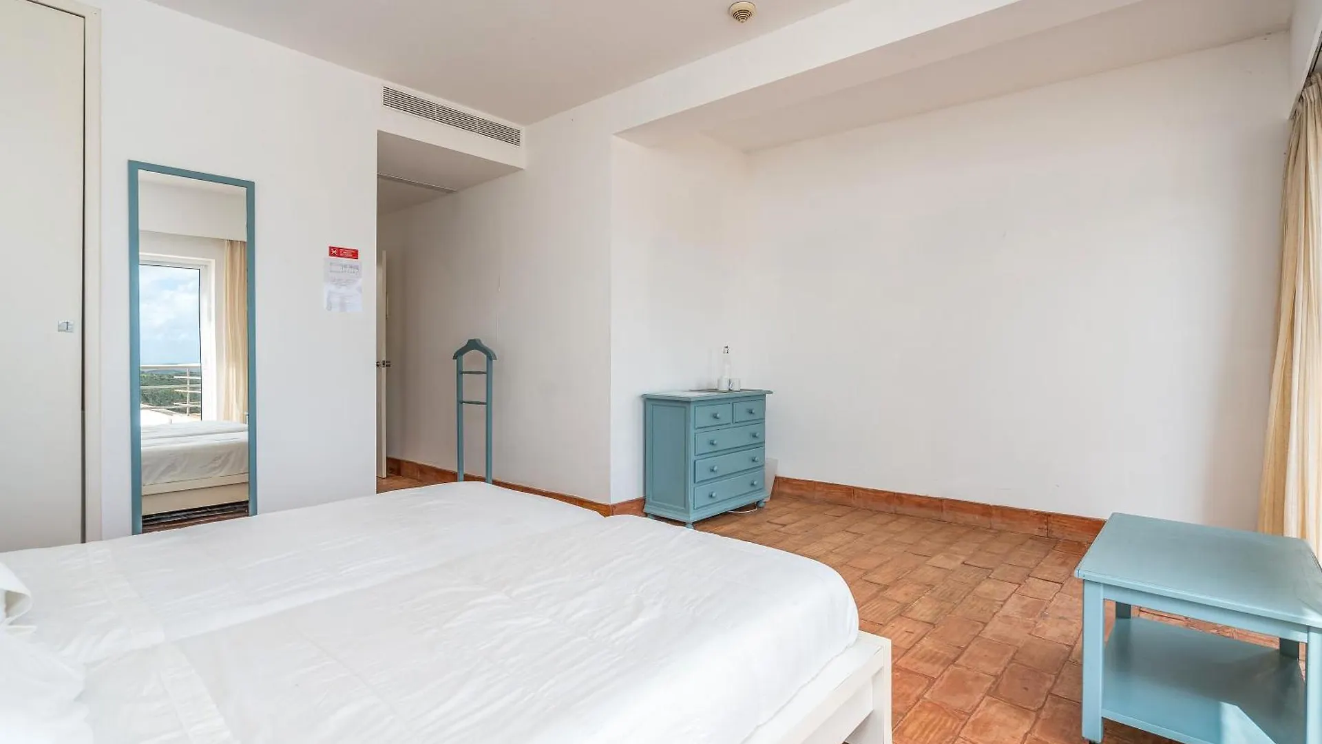 Alto Da Lua Bed & Breakfast Bordeira