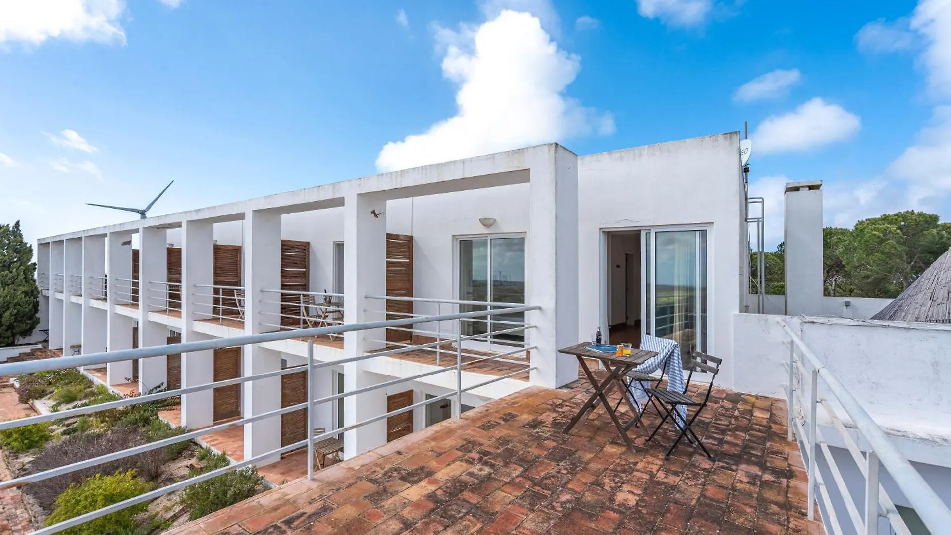 Alto Da Lua Bed & Breakfast Bordeira  Portugal
