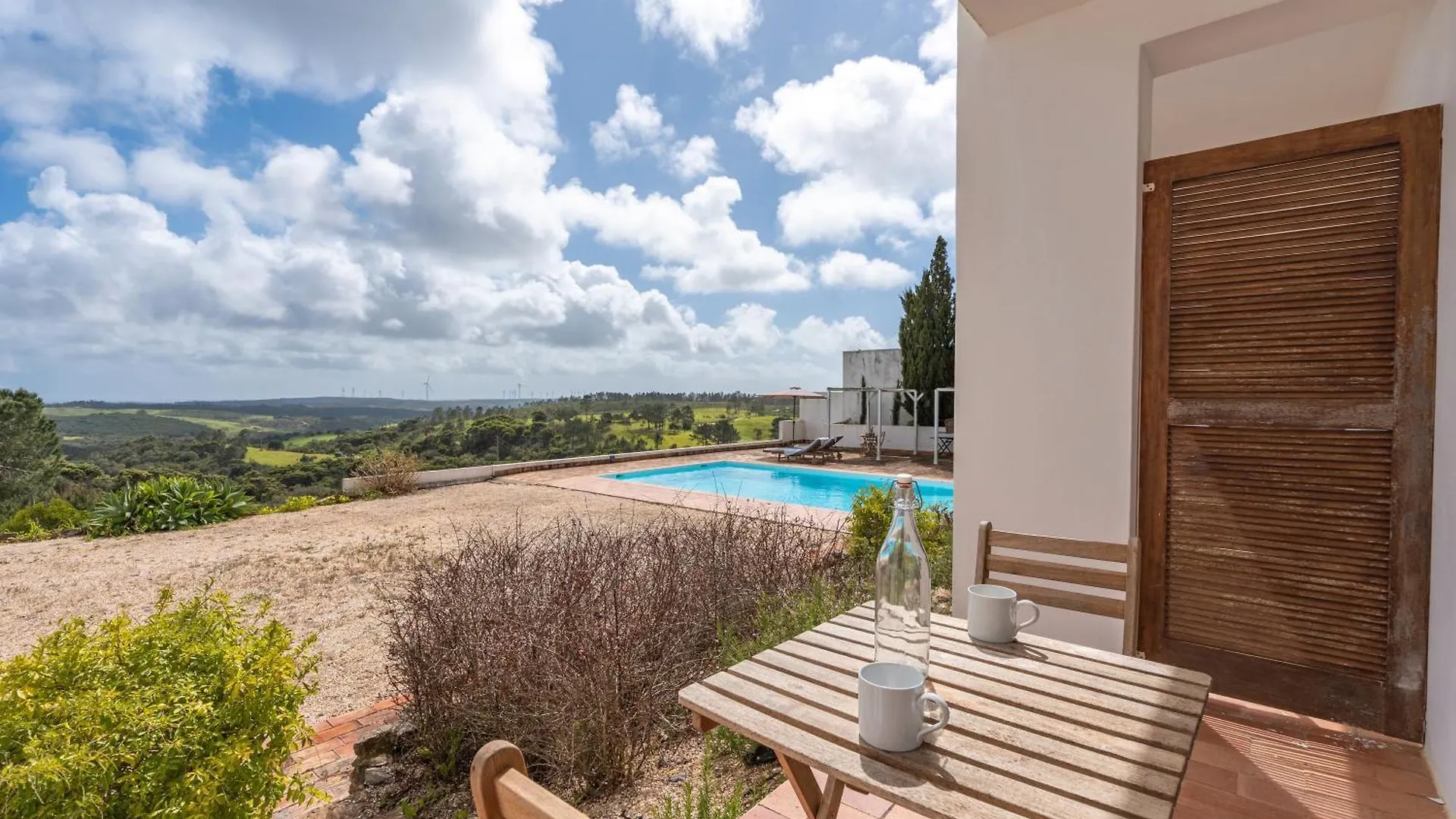 Alto Da Lua Bed & Breakfast Bordeira