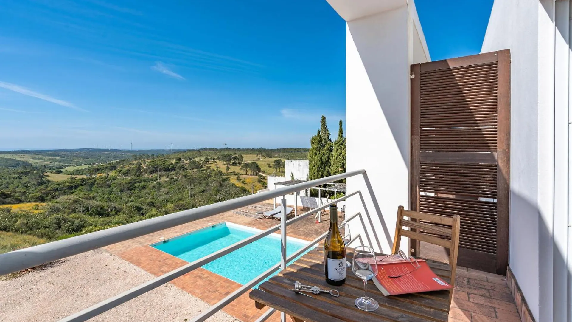 Alto Da Lua Bed & Breakfast Bordeira